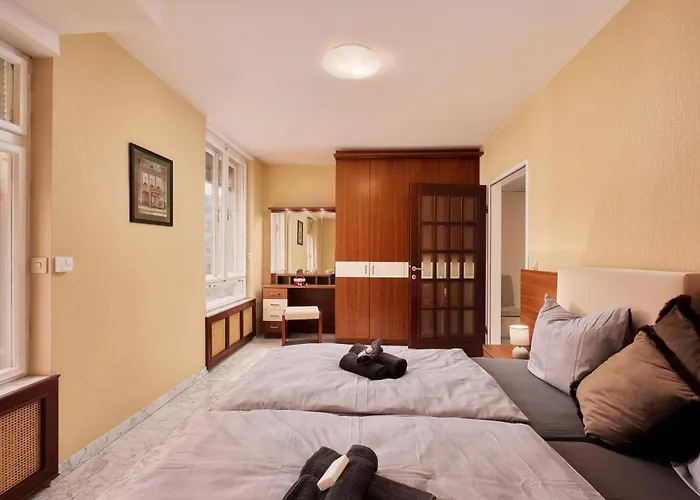 Prestige Luxury W Free Parking In Innere Stadt Daire *